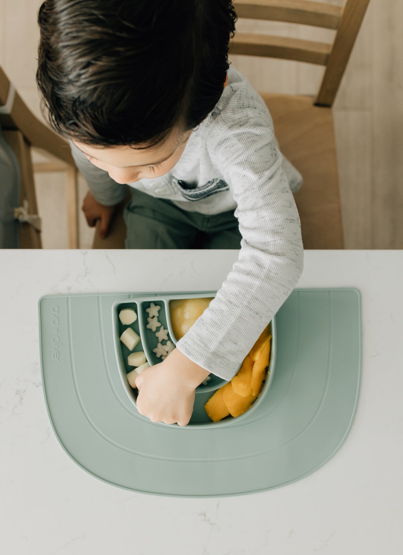 Ava + Oliver: Rainbow Placemat | Mint Ava + Oliver: Rainbow Placemat | Mint
